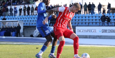 Rot-Weiß rettet in Zehlendorf spät ein Unentschieden