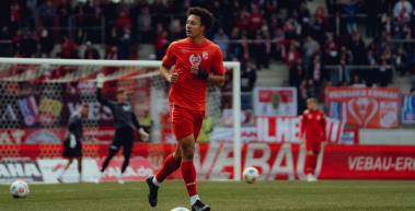 Nathan Claxton erfolgreich operiert – Saison für Innenverteidiger beendet